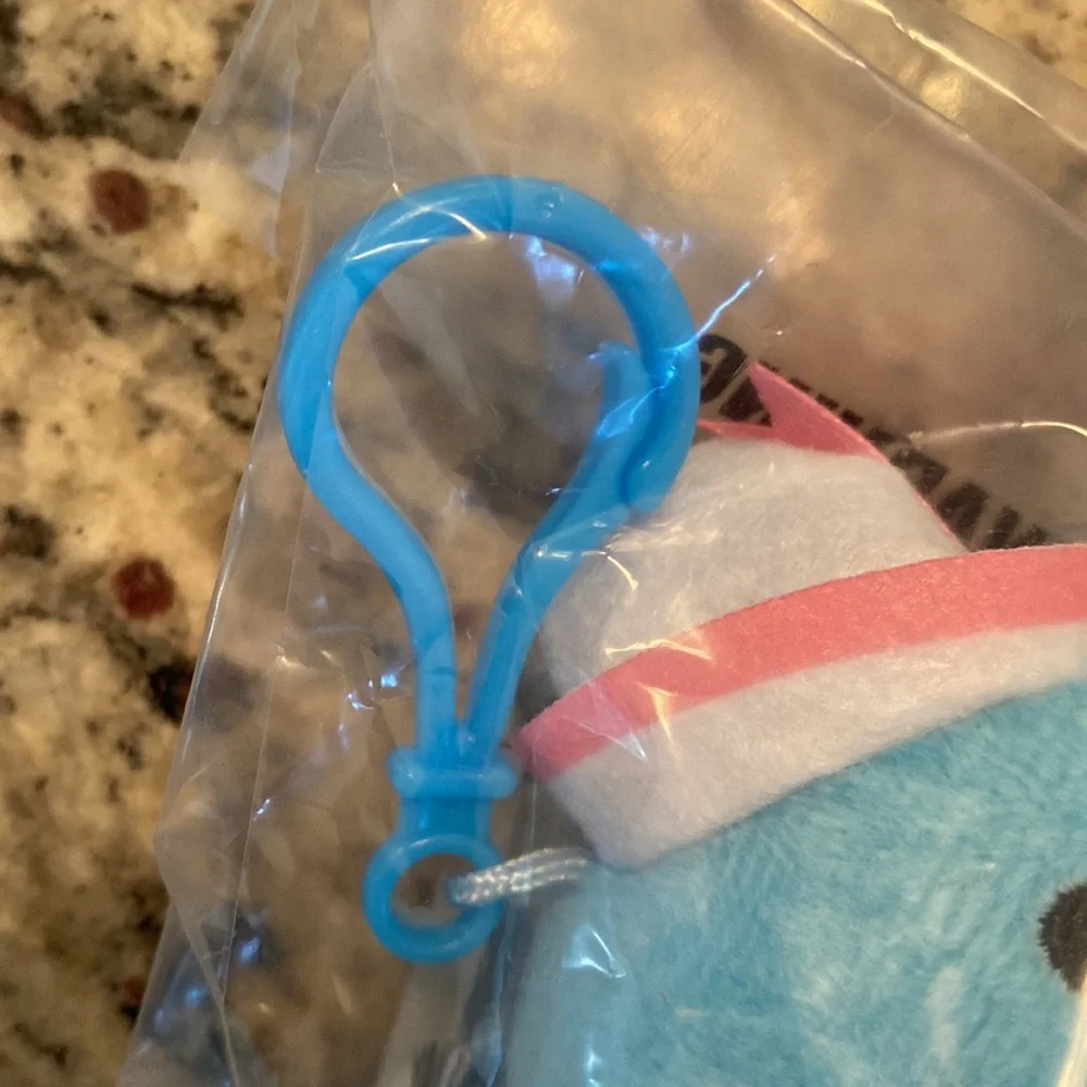 Sanrio Tuxedosam 2022 Plush Keychain - Picture 3 of 3